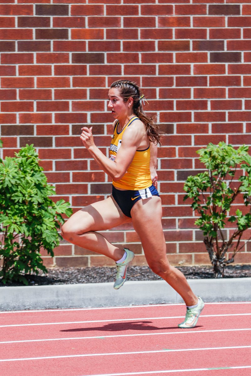 2022-23 Track and Field Team Awards

𝐒𝐞𝐧𝐢𝐨𝐫 𝐀𝐜𝐚𝐝𝐞𝐦𝐢𝐜 𝐀𝐰𝐚𝐫𝐝.

📚 Harry Baker
📚 Katie Dingle

#WeAreMarquette