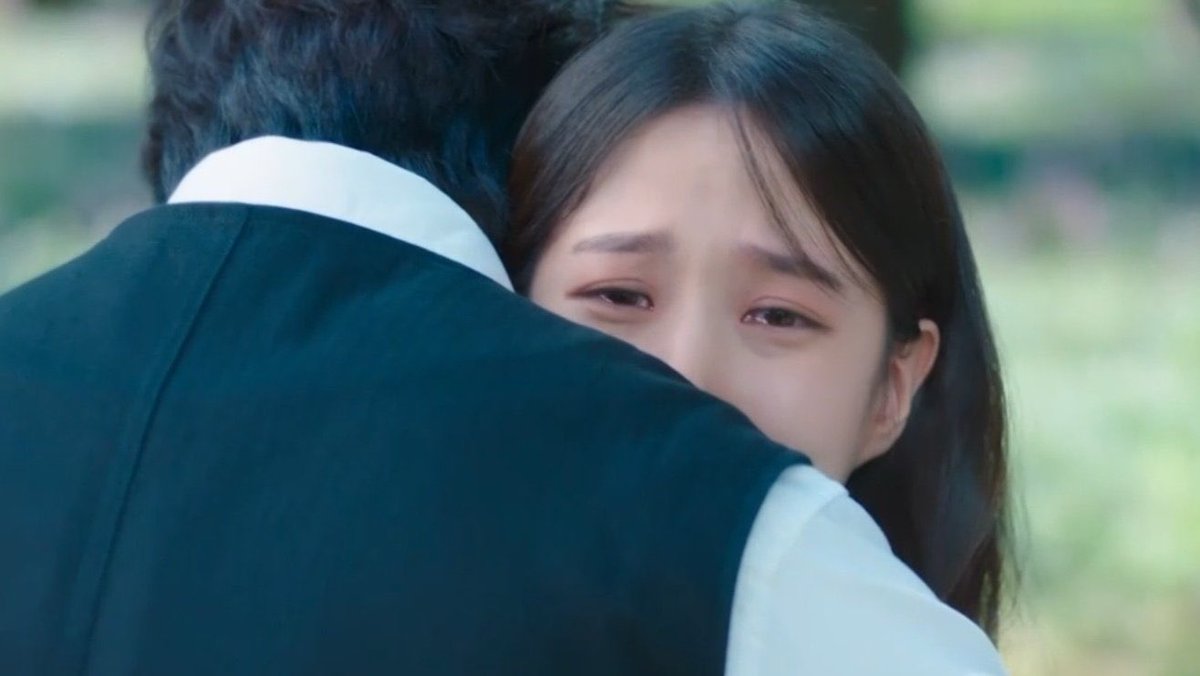 deuramatic's tweet photo. Ki Ho's unwavering effort fot Mok Ha but keep his emotional composure for the sake of his family are truly admirable. #CastawayDivaEp7 https://t.co/FYiR1rxBGO