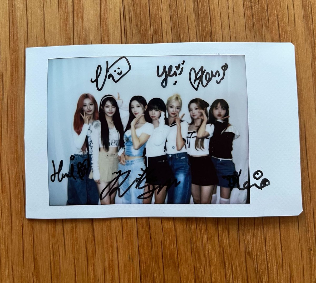 ABEMATIMES's tweet photo. 『#QUEENDOMPUZZLE』で誕生したガールズグループ・EL7Z UPのサイン入りチェキを1名様にプレゼント🎁✨

▼応募方法 
①@ABEMAをフォロー
②@ABEMATIMESをフォロー
③この投稿をリポスト

締切：11月26日(日)✅

#EL7ZUP #エルズアップ #ABEMATIMES

▼インタビューはこちら
https://t.co/H3RDFBFh8d https://t.co/HPNZeYZkHL