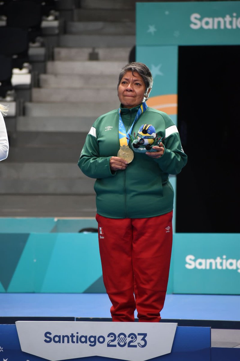 COPAME's tweet photo. 📣Claudia Pérez Villalba se sube a lo más alto del podio 👏con la medalla de oro.🥇 
🤩 Obteniendo su plaza a los Juegos Paralímpicos París 2024. 🇫🇷

🇲🇽 ¡Muchas felicidades, Claudia! 🔝💫 https://t.co/KjHHbEt2GV