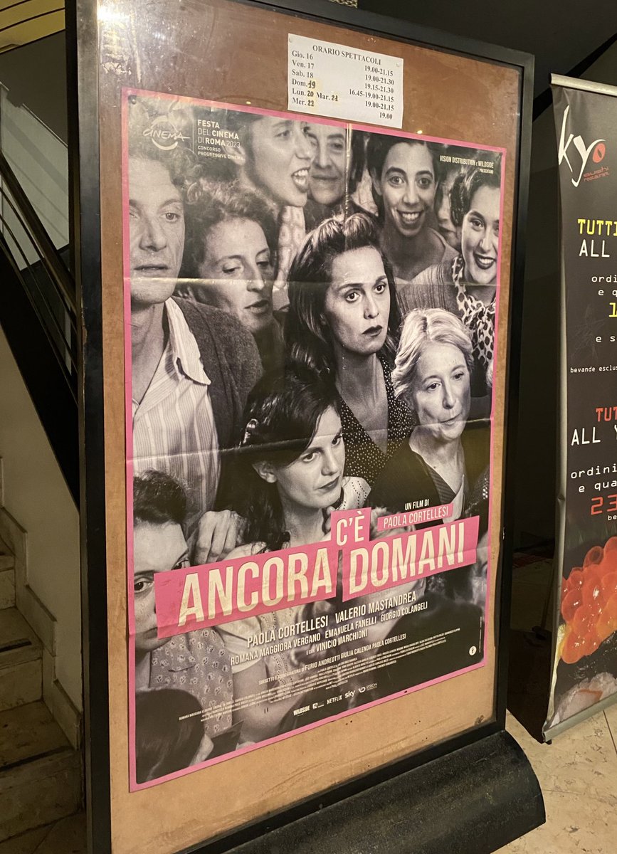 kimisversion's tweet photo. fine del film
applausi in una sala completamente piena
una signora urla “anche per giulia”
ancora tantissimi applausi
e in quel momento tutte in quella sala eravamo unite da qualcosa di inspiegabile
per te bruceremo tutto giulia, te lo prometto 🩷
#giuliacecchettin https://t.co/Ga13spvyww