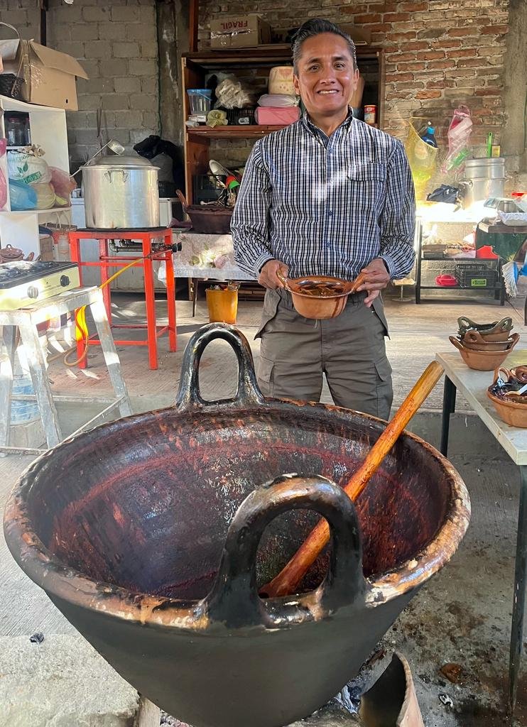 MomoxJose's tweet photo. En casa de la Química Lili Blanco Flores degustando exquisito mole de caderas  con el tradicional dulce de calabaza, gracias a toda la banda Movimiento Sindical Tehuacán; Enfermeras Rosario Pérez Isidro, Quetita San Rey, Licenciada Eduarda Hernández, Doctor Martín Martínez Hernández, gracias a mi hermano @Damianmomox por todas la atenciones.