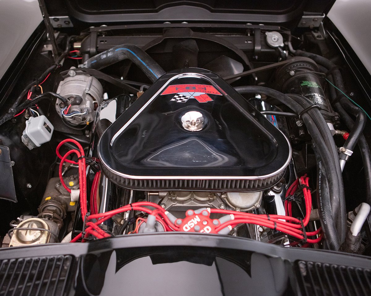 Barrett_Jackson's tweet image. This custom 1967 #Chevrolet #Corvette started life as a factory air-conditioned convertible and since has benefited from a professional, #FrameOff#Restoration with drivetrain.

Learn more: bit.ly/SD24TW-1967Che…