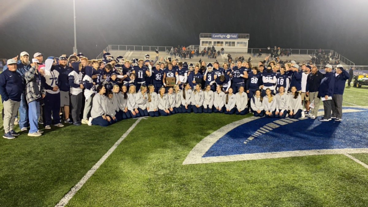 vv_cheer's tweet photo. So much fun! Regional champs! https://t.co/b9XKWjqK6x