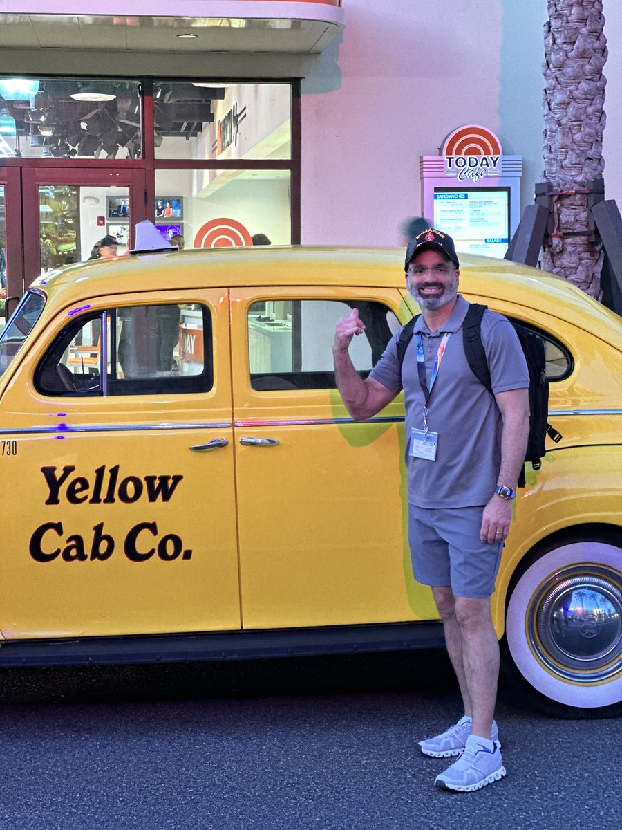 frostbitecra's tweet image. Let’s roll! 
#yellowcab 🚕