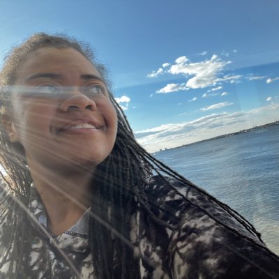 VoteJennJones's tweet photo. #NewProfilePic https://t.co/lahlQg8yzR