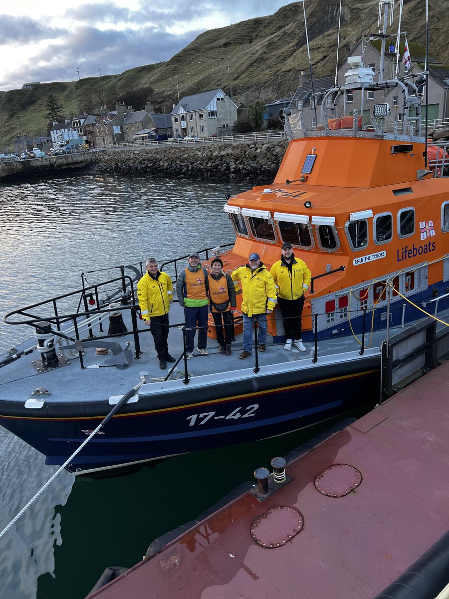 UKCoastWalk's tweet image. We've now reached the most northerly point on the British mainland, #DunnetHead in our 6000 mile walk around the entire British coastline in aid of @RNLI.
On call 24 hours a day #SavingLivesAtSea

To donate visit justgiving.com/page/ukcoastwa…

@BBCBreakfast @BBCScotland @BBCCornwall
