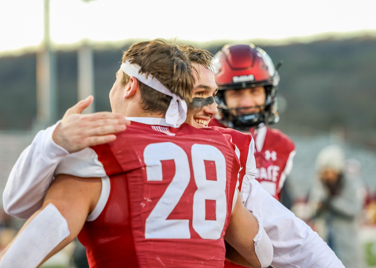 Coach_IPace's tweet photo. 1-0

That one was fun!! So proud of the  @ColgateFB FAMILY!! A HUGE THANK YOU to the #Flyguyzzz who went 1️⃣-0️⃣ ….☝🏼Week at a Time during the  2️⃣0️⃣2️⃣3️⃣ Season!! Never gave up, never stopped working, never stopped believing!! #GoGate #Flyguyzzz 🟥⬜️⚔️⚔️ https://t.co/vtyJBupkNn