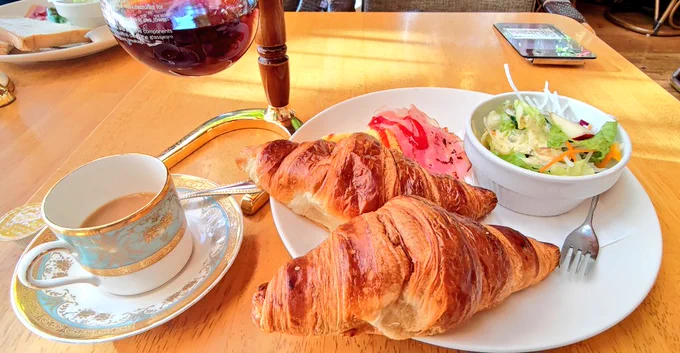 おはようございます 大洗に向かう途中つくばに寄って朝食 写真はCOFFEE HOUSE とむとむ つくば店のモーニング
