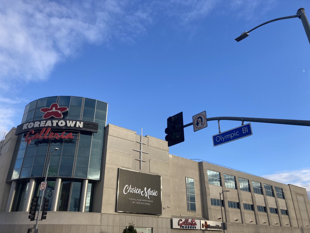 The Great L.A. Walk tweet media