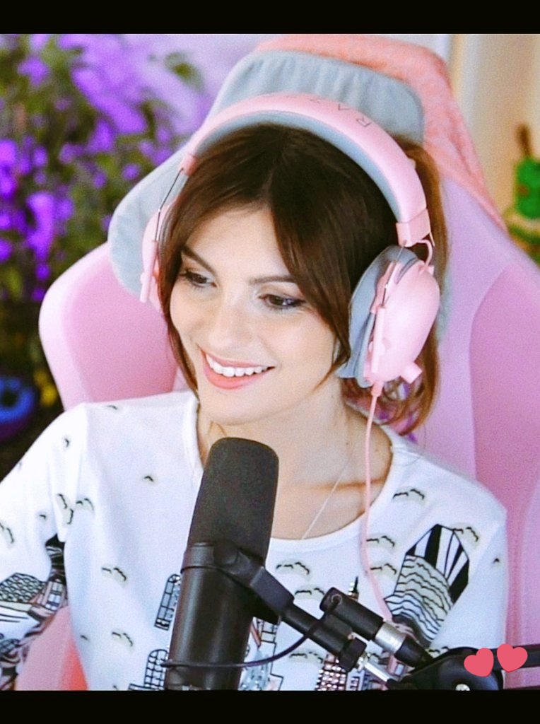 esevega28's tweet photo. @IamCristinini  
Gracias por el stream Bonita, buen día de chill charlitas, risas y bueno buen pasar de rato como siempre, ameno:), descansa y pasa buena noche, dulces sueños, besitos TKM😘💙🫰🏼 https://t.co/SXYxpsywPI