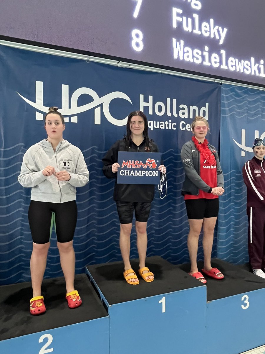 FentonAD's tweet photo. Congratulations to @Fenton_HS swimmer Tess Heavner for winning the  @MHSAA state championship 200 IM and 100 backstroke! https://t.co/EoyJN8N4Xg
