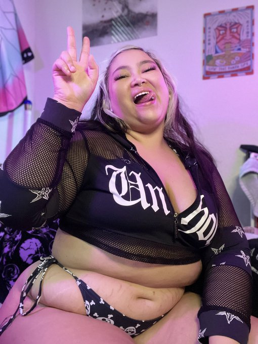 Saturday Night Live???? https://t.co/aJv8i5MsP3 https://t.co/HZiorxDxvC<a href="/tag/hentaihoe"class="tags"><span>#hentaihoe</span></a>