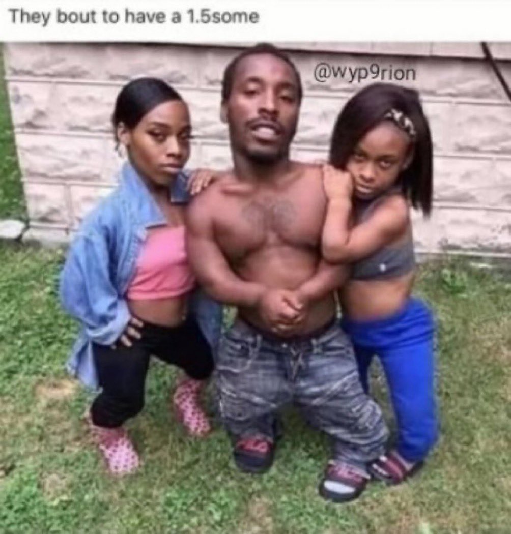 F_QXUezasAAJqe5