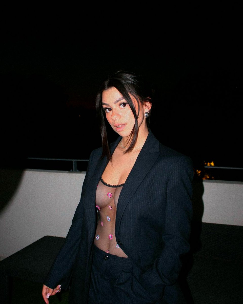 ㅤ
ㅤ
𝗜𝗡𝗦𝗧𝗔𝗚𝗥𝗔𝗠ㅤ⨾
𝗔𝗿𝗶.ㅤ@ᴀʀɪᴡʜɪᴛᴇᴄ

My name is whatever you decide
&amp;&amp; I'm just gonna call you mine.
ㅤ
ㅤ