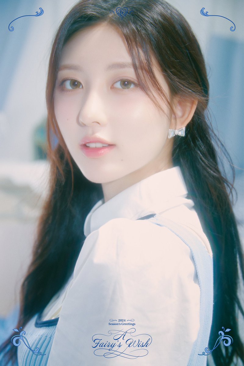 IVEstarship's tweet photo. IVE 2024 SEASON'S GREETINGS 
<A Fairy's Wish>

CONCEPT PHOTO

🧚‍♀️ PRE-RELEASE
: 2023.11.20 MON 4PM (KST)

#IVE #아이브
#ANYUJIN #안유진
#GAEUL #가을
#REI #레이 https://t.co/1yPIp1kGjH
