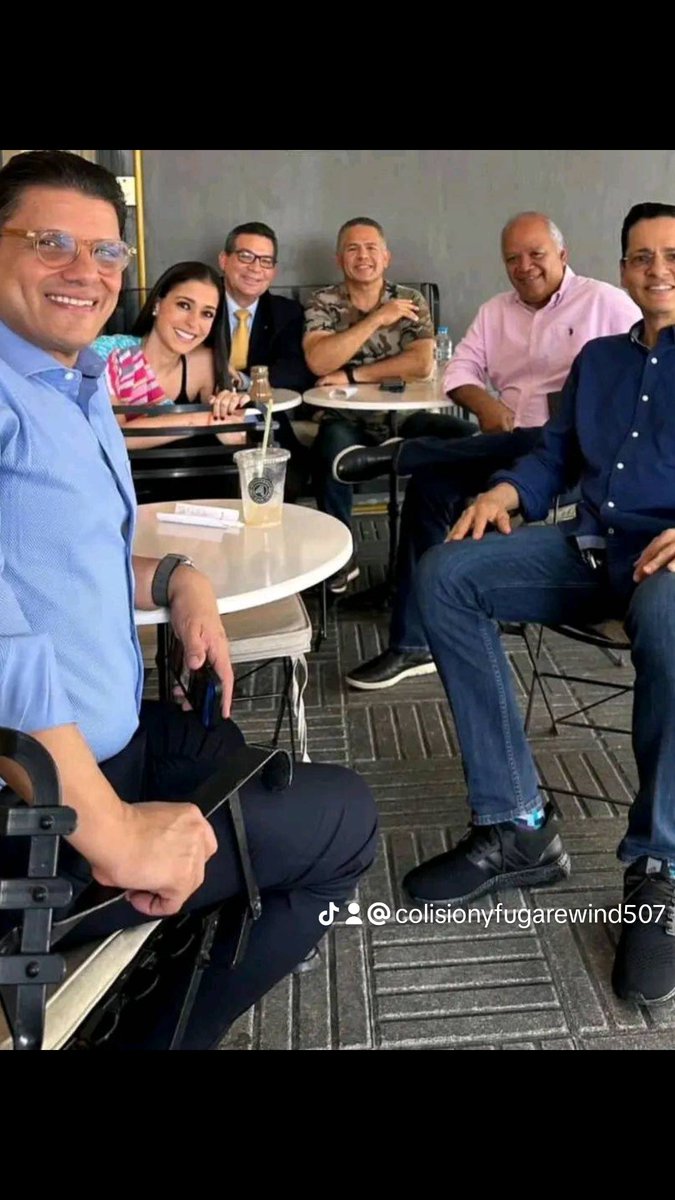 colisionyfuga's tweet photo. Tantas cosas en una sola foto que quisiera decir, sin me que tumben el post🤯🤯🤯🤯��😂🤣Los leo gente.

@atenogenesr @alvaroalvaradonoticias @hugofamania @flormizrachi me colaboran por favor con las 2 cuentas que me faltan.. https://t.co/zb4jdWw3mi