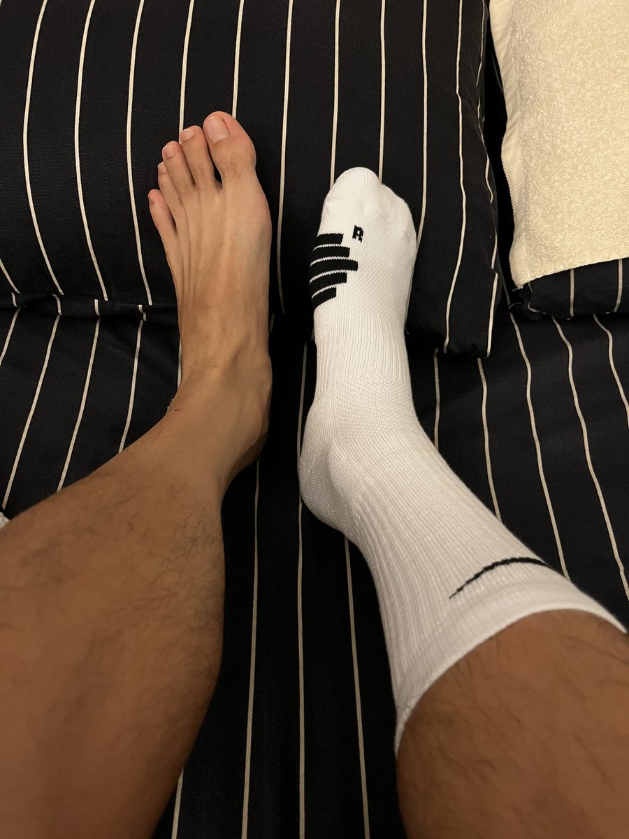 👈喜歡舔｜喜歡聞👉

留言告訴我。哈