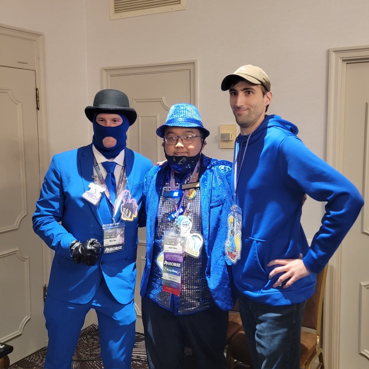 AclpFilms's tweet photo. The Blue Squad! 💙🔵🟦🔷️ @PonyCiderfest #pvcf #pvcf2023 https://t.co/cs7sRnfDzQ