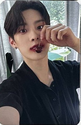 justin_w00's tweet image. Mau beli ini dong, tawarin aku plis yg mau jual😁 #WTB #pasartnx