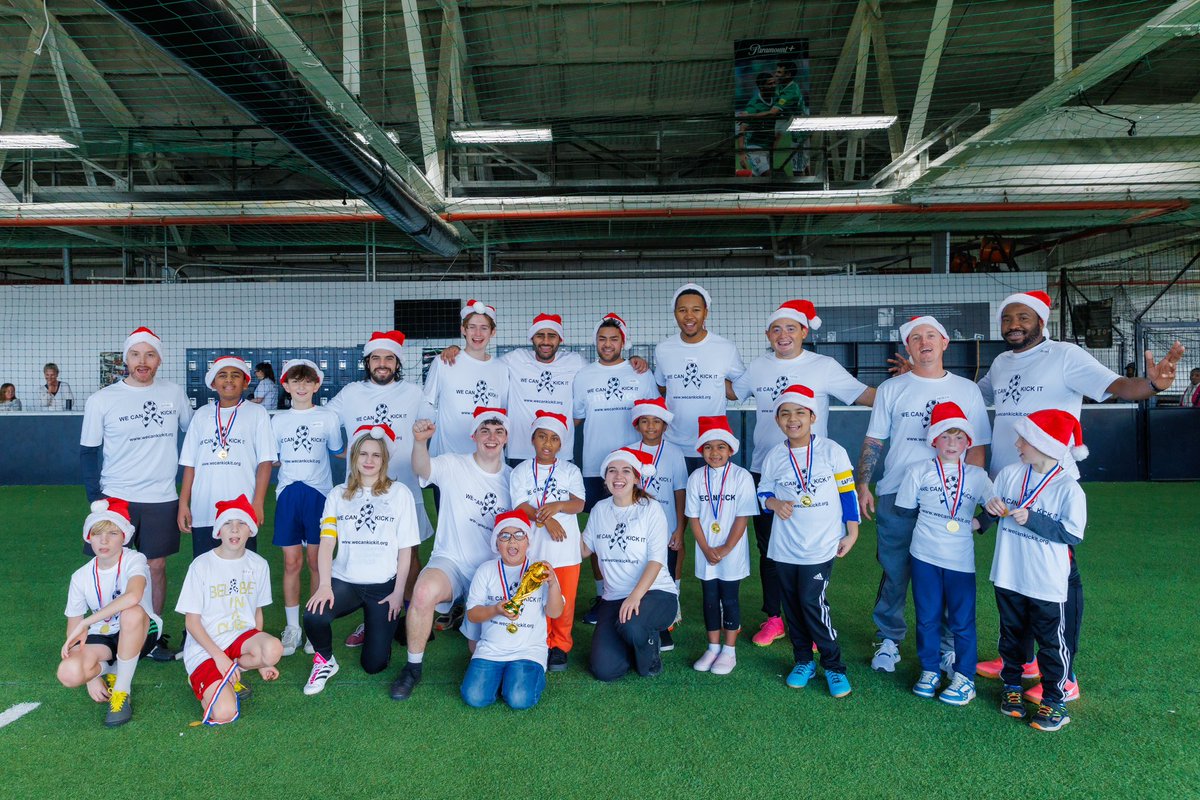 Great time was had by all this morning at our Holiday clinic, getting into the festive spirit! 🎅 As always a huge thanks to our @MIGlobal volunteers and the stars of the show… the WCKI kids and families who always bring such spirit and A game! Together #wecankickit ⚽️🎗