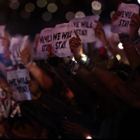 TSwiftNZ's tweet image. You’ve always been there for us on our hardest days and today we are here with you on one of yours. Thank you for always putting the safety of your fans &amp;amp; crew first. You helped more than you should have even needed to.

Let’s get #WeLoveYouTaylor trending to show our support ❤️‍🩹