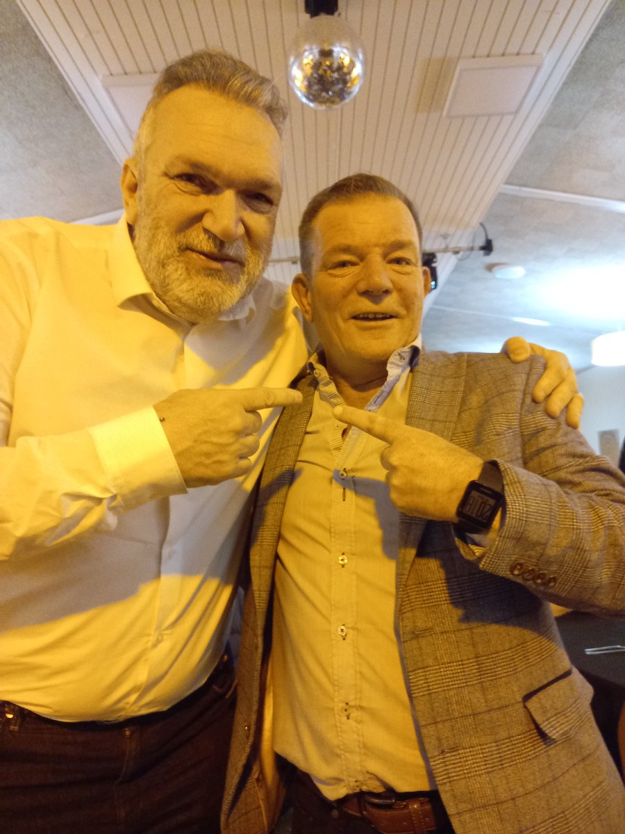 As always , great show with <a href="/RealRazor/">Neil Ruddock</a> tonight , you were class as usual mate.