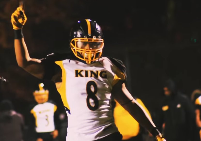 hudl.com/video/3/166824…

45 tackles 
14 sacks 
12 TFL
1 FF