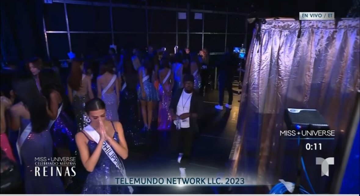 Michelle Dee in the backstage. 🙏🏻

LABAN PILIPINAS!!!! 🇵🇭✨🙌🏻👸🏻

#MissUniverse2023