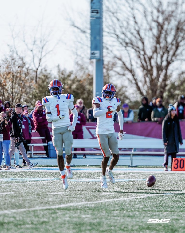 TP (@iamtaylorpowell) on Twitter photo 1 “ Ready to go to state 2?”
2 “ Yesssssuhhhh!!!” 1 “ Ready to go to state 2?”
2 “ Yesssssuhhhh!!!”
