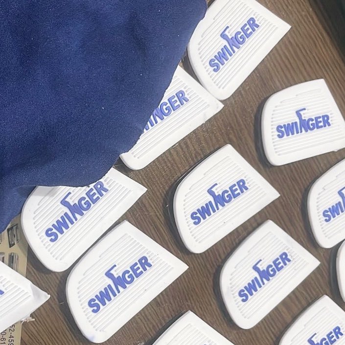 Golf gloves coming in hot for the holidays. #giftideas