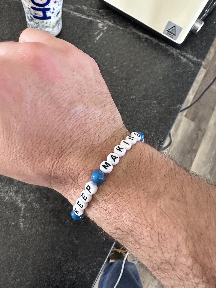 traviscurnutte's tweet photo. Fuck Cancer

#keepmakingplans https://t.co/3d54EMpIJT