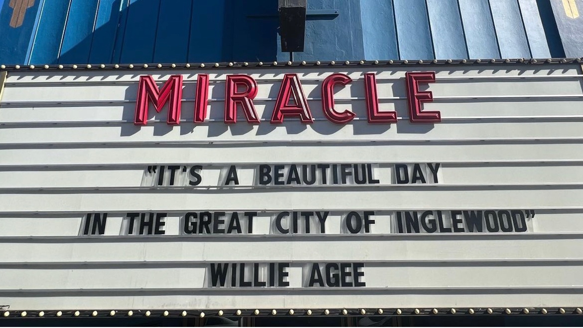 It's a beautiful day in the City of Inglewood! We extend our gratitude to our community for championing incredible local talent. A special thank you goes out to The Miracle Foundation for support of and participation in our Art🎨 Walk last week.
#Inglewood #artist # art #ArtWalk