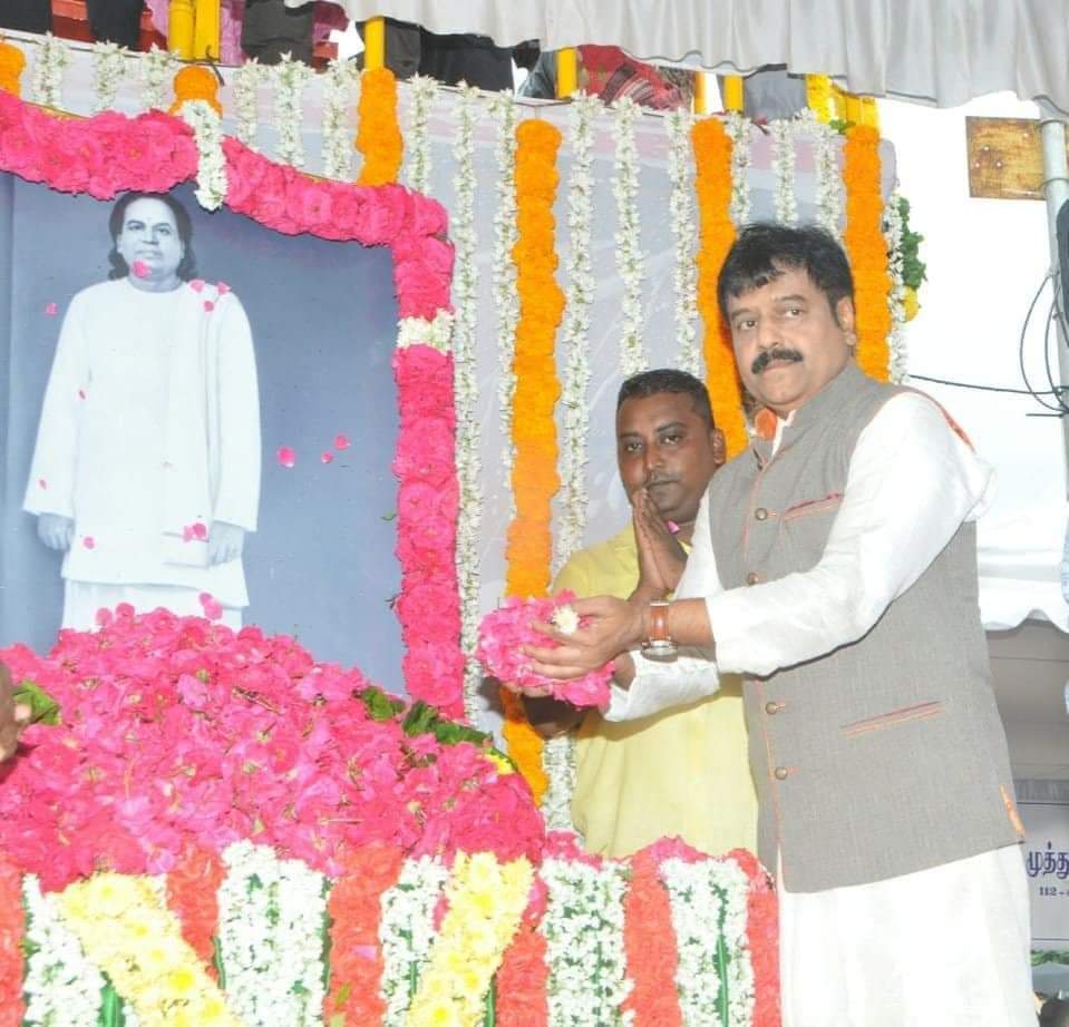 Guna_Thevar's tweet photo. சின்ன கலைவாணர் இயற்கை மகன் பத்மஸ்ரீ விவேக் அவர்களின் பிறந்த தினம் இன்று ❤️ https://t.co/HUz5jmCwPl