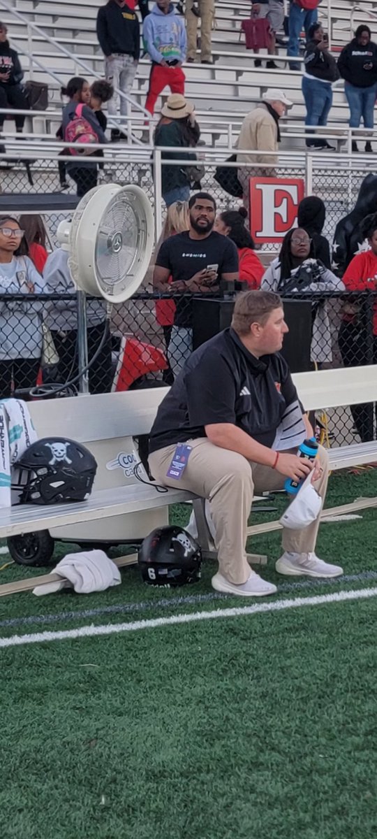 ricej32's tweet image. Before I tweet anything. I want to share a photo I took of @EMCCathletics Offensive Coordinator  Coach @KingWilk taking a moment to soak in his second @NJCAA State Championship as a play caller. Well done Sir Well done. #truemcc ☠️💯 all we do is win Championship