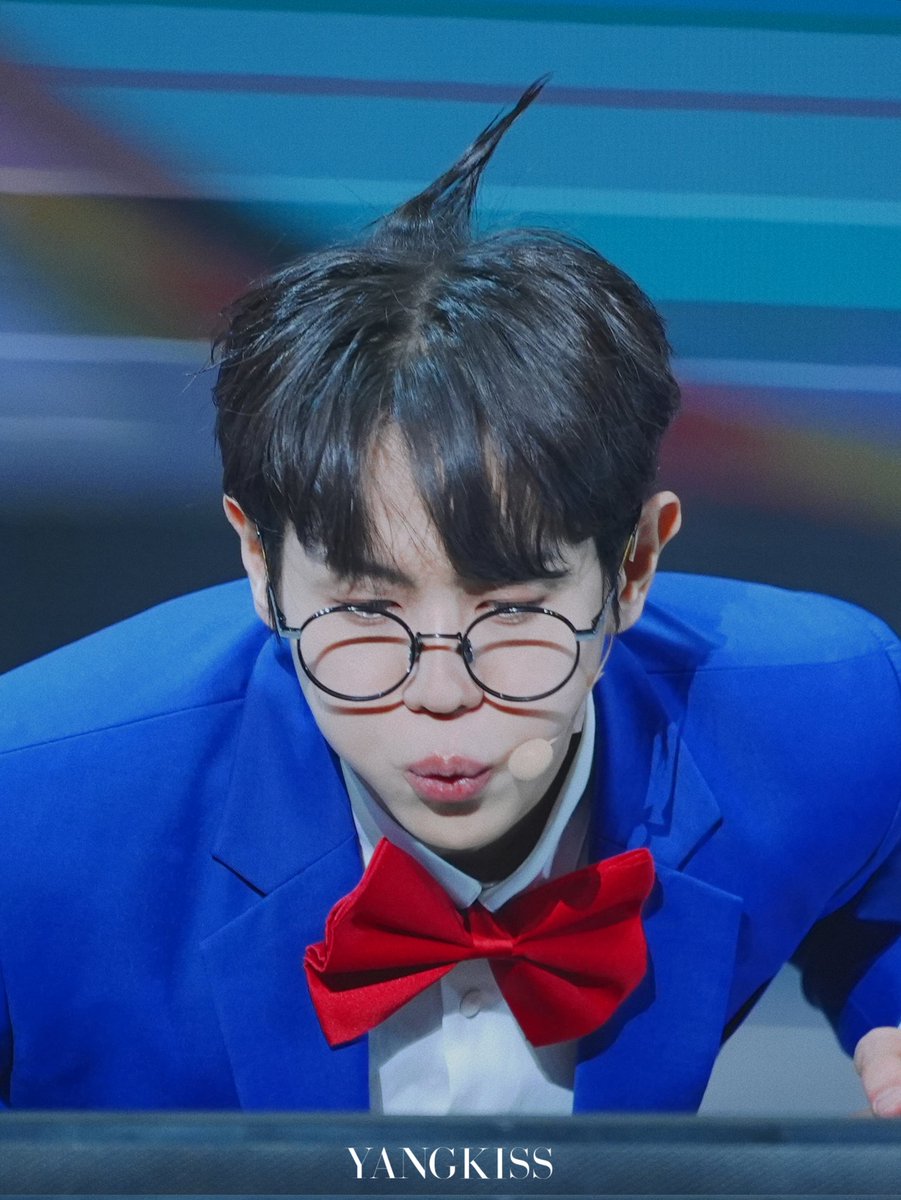 Yang_Kiss's tweet photo. 231118 하이라이트 팬콘서트 명탐정 하이라이트
#요섭 #양요섭

진쯔 바부같구 느므느무 귀여븜 https://t.co/uPIhrMUpav