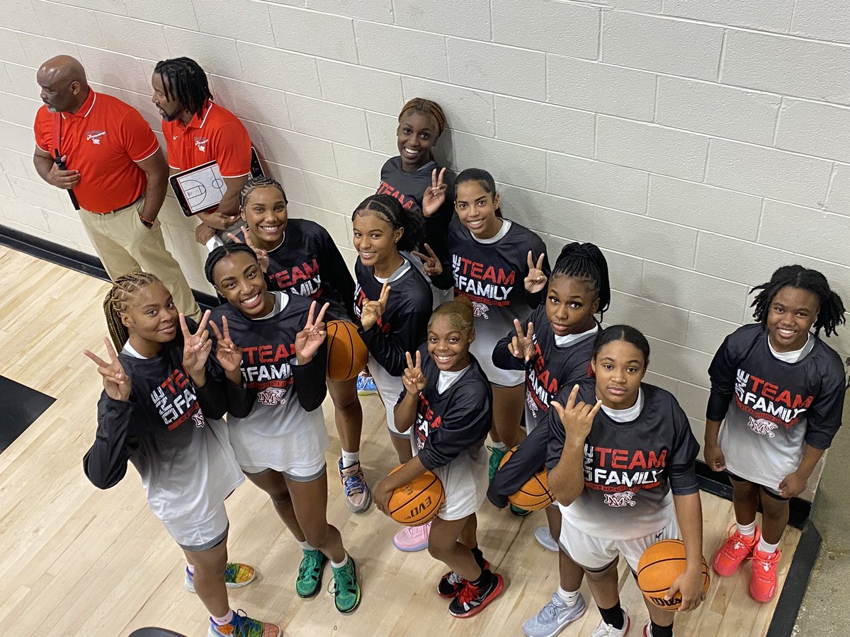 Lady Jags with the win over Dalton #teamwork #lockedin <a href="/NMLadyJaguars/">New Manchester Lady Jaguars</a>