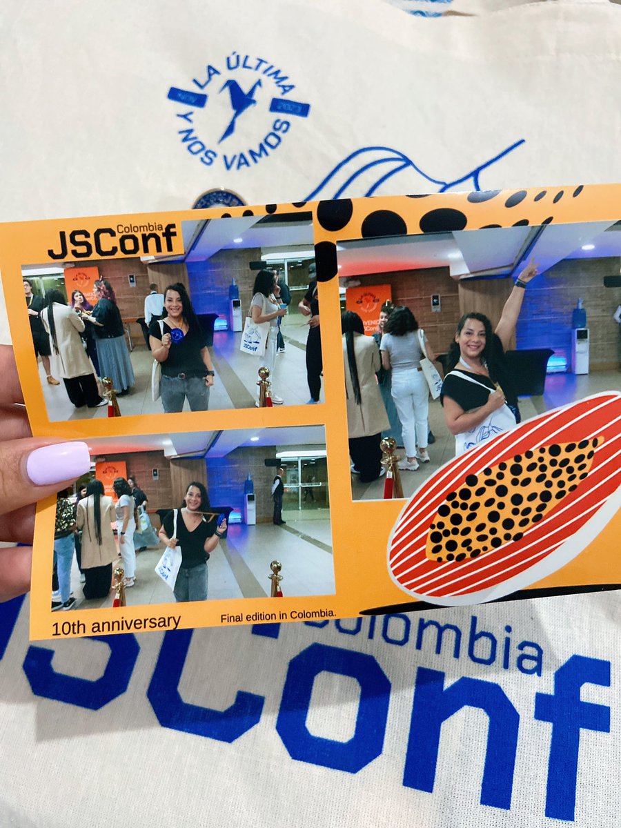 je_mapau's tweet photo. “¡La última y nos vamos!” Así se despide una de las mejores conferencias que ha tenido Medellín: JS Conf Colombia.
Aquí mi photo dump este evento que no me podía perder. ✨🙌
@jsconfco #jsconfco https://t.co/9DdbFKdUaC