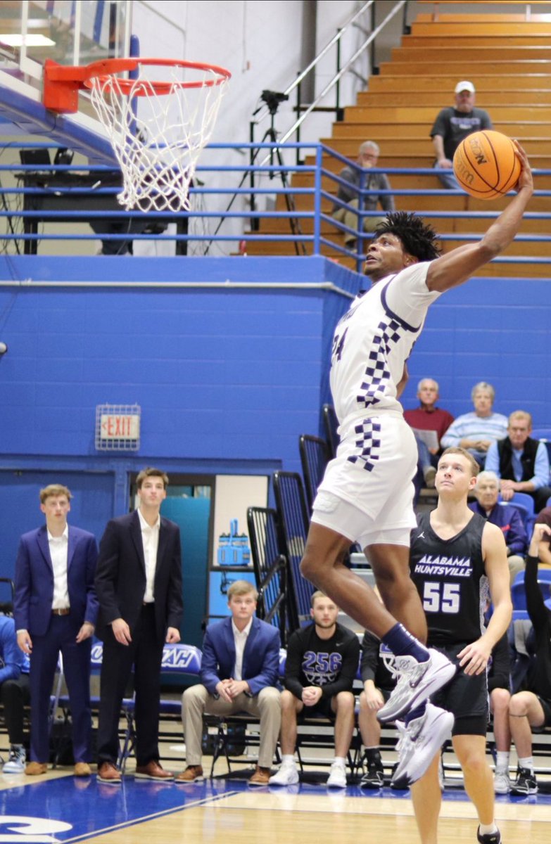 Newport Boys Basketball tweet media