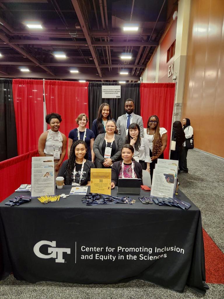 zhangmengshi1's tweet photo. Amazed by the inspiring projects and young brilliant talents at @ABRCMS ! So honored to have the opportunity to serve as a Poster Judge for 10 posters. Big thanks to C-PIES @GeorgiaTech @GTSciences for this incredible experience!
#ABRCMS2023 #CPIES #ABRCMS https://t.co/9uiROFR2g2