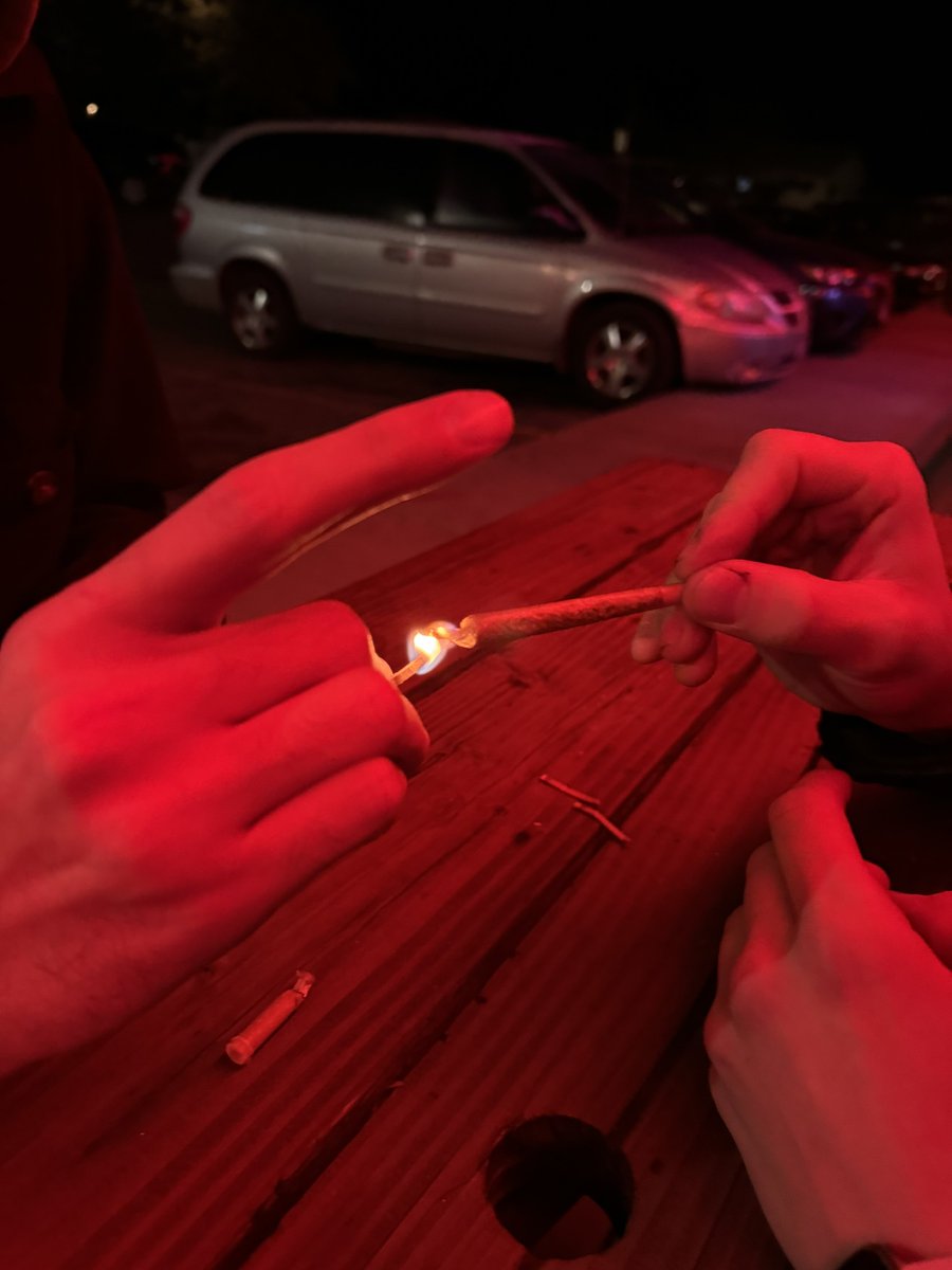 clough_zac's tweet image. pt. 4