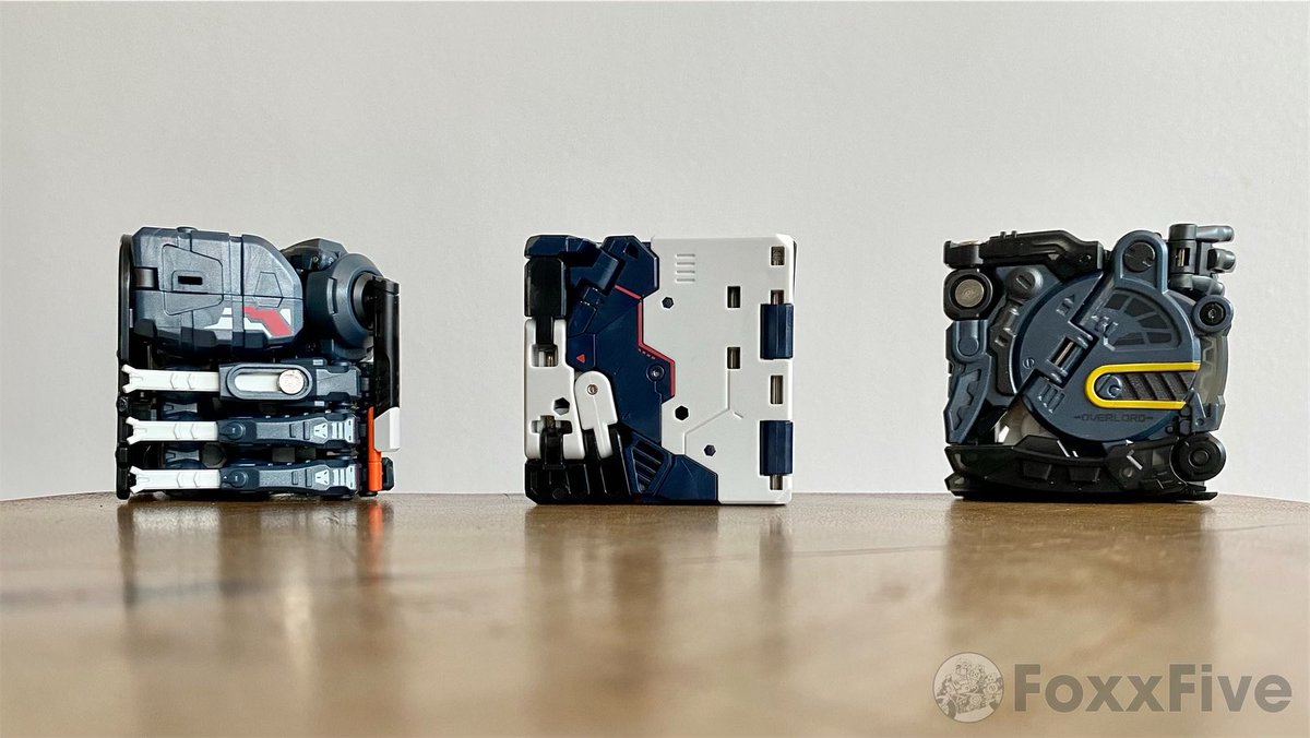 foxracingfive's tweet photo. Death from above! @52ToysBeastBox #52toys #beastbox #ビーストボックス #darkwind #thunder #overload #bbab https://t.co/HkJ7hGWUWO