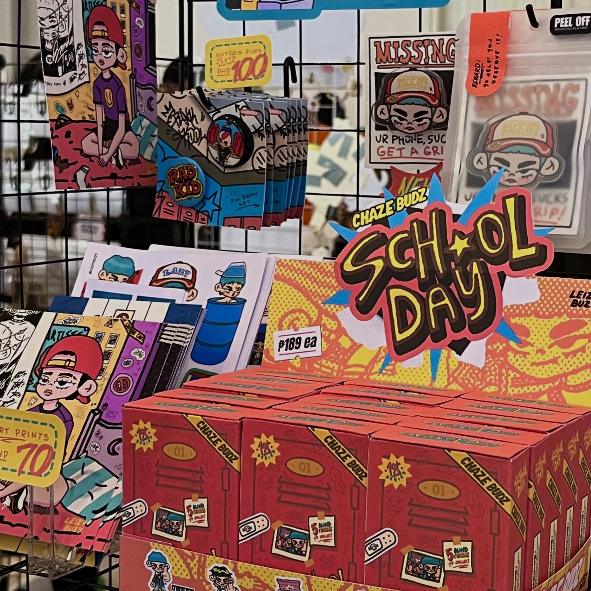 leizybuzy's tweet photo. STICKERCON HOLIDAY POP-UP READY!!! 🎄💥
last con for this year ! lezgoooo 🤟🏻
#stickerconmnl #stickerconmnl2023 #stickerconmnlholiday #stickerconmnlholiday2023 https://t.co/mweXPnWUdi