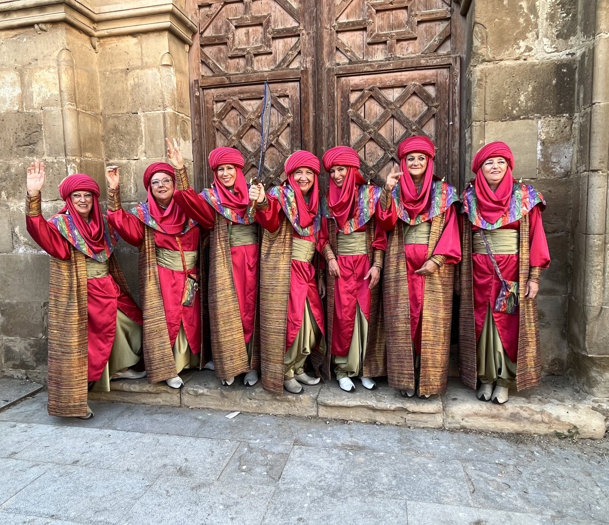 PardoMestre's tweet photo. Avui us esperem a @TuroSeuVella #miganyfester @morosicristia 12h a la nau central de #locastell (foto Filada Alleridis Boato 2023) #Lleida ❤️☪️✝️ https://t.co/npUUtJPRhZ