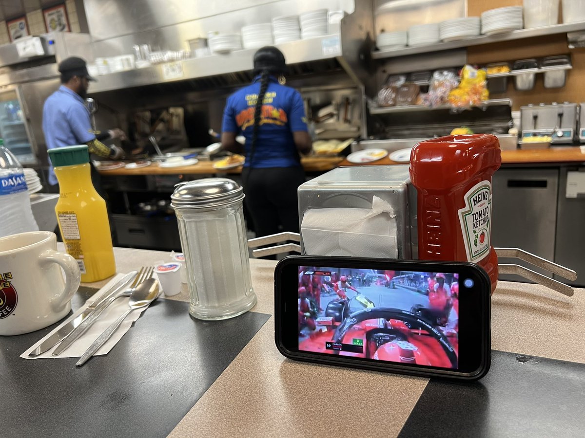 Post @FlorenceMSpdwy Bunch of us dudes watching Formula Uhh at the dang Waffle House. @RobBlount @JamesVPike @BlakeHarrisH3 SkylerW.