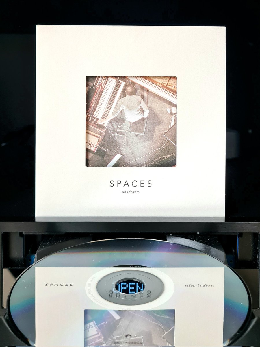 🗓️ 10th anniversary! (Nov. 19, 2013)
💿 Nils Frahm - Spaces
#NilsFrahm