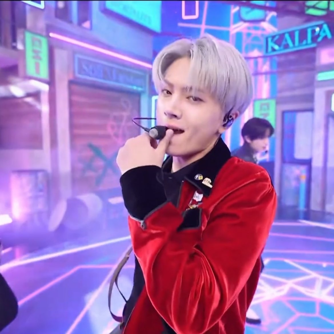 mainlyjay's tweet image. this jay focus??? 😳