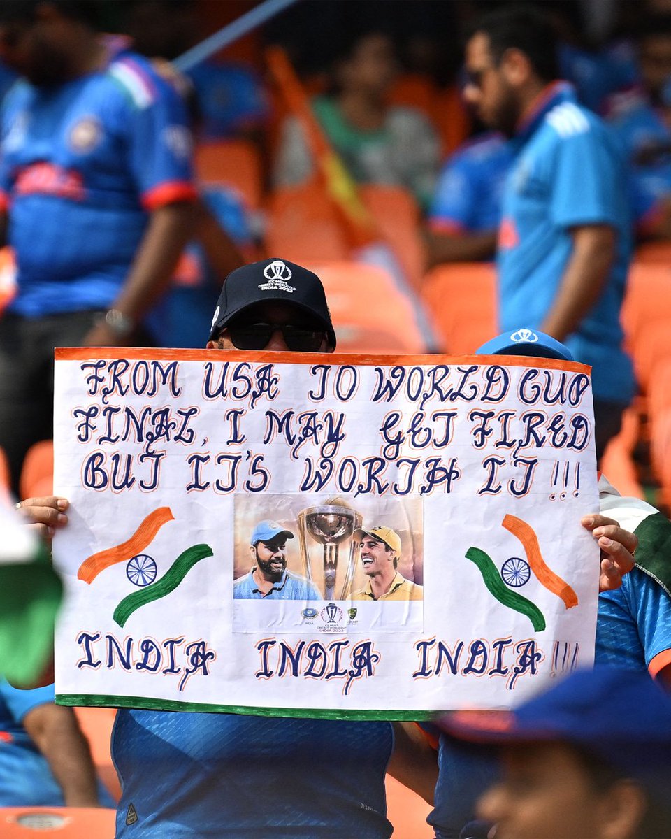 ICC's tweet image. It&apos;s a sea of blue at the #CWC23 Final 💙😍

#INDvAUS