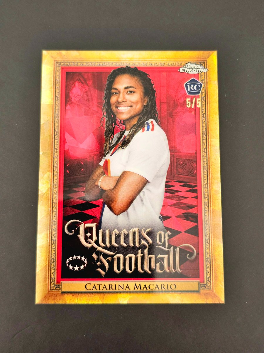 zhaowiw's tweet photo. 2023 Topps Chrome UEFA Women Sapphire Catarina Macario RC Red Refractor 5/5

🔗https://t.co/zhhPenSDI4

#ebay #auction #USWNT https://t.co/hFKIrl7tRP