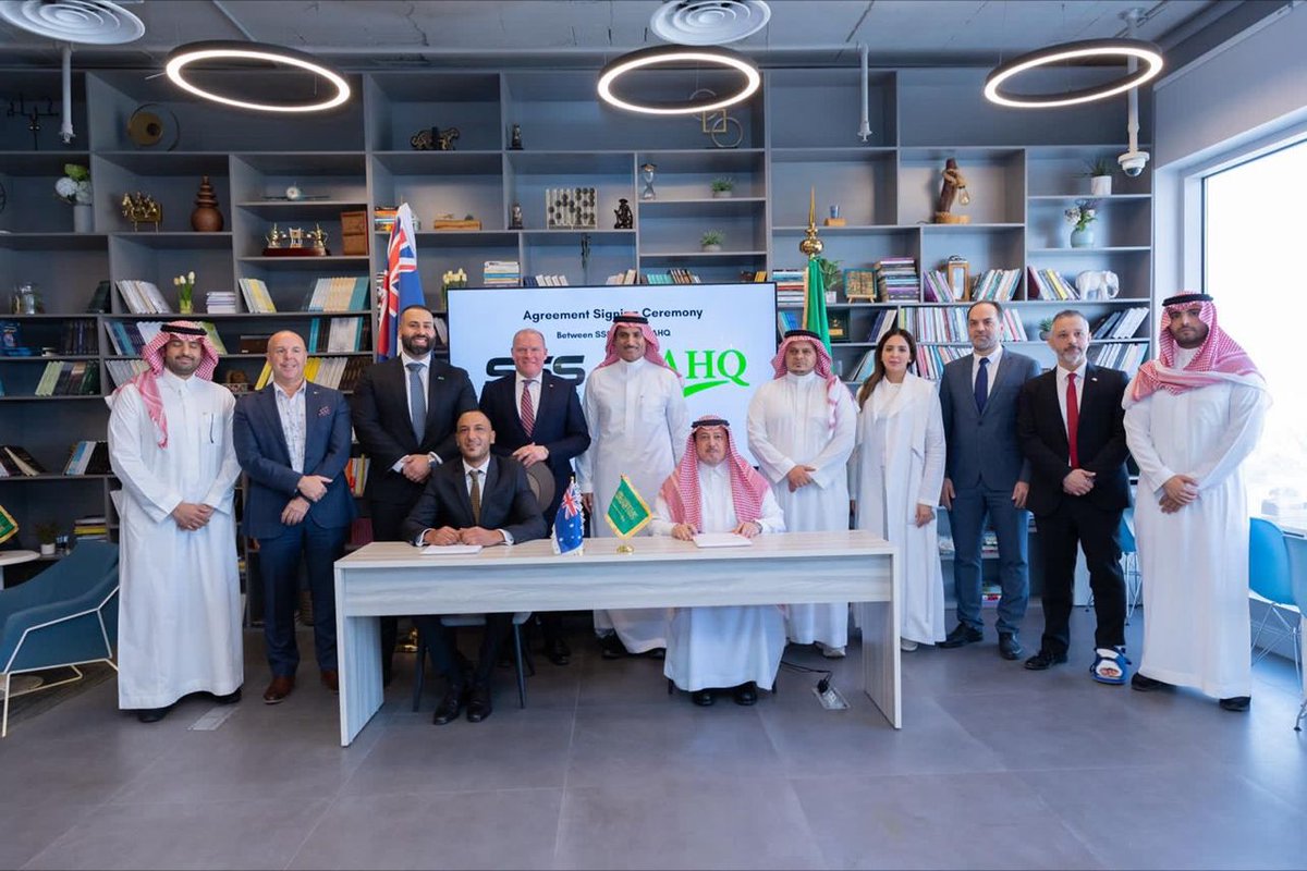 AhqSons's tweet photo. We are pleased to announce the first-of-its-kind partnership between The Kingdom of Saudi Arabia and Australia with a project worth $27 Million in the construction industry.

Today, Abdel Hadi A. Al-Qahtani &amp; Sons (AHQ), one of the biggest group of companies in the Kingdom https://t.co/g3bHcdXSDJ